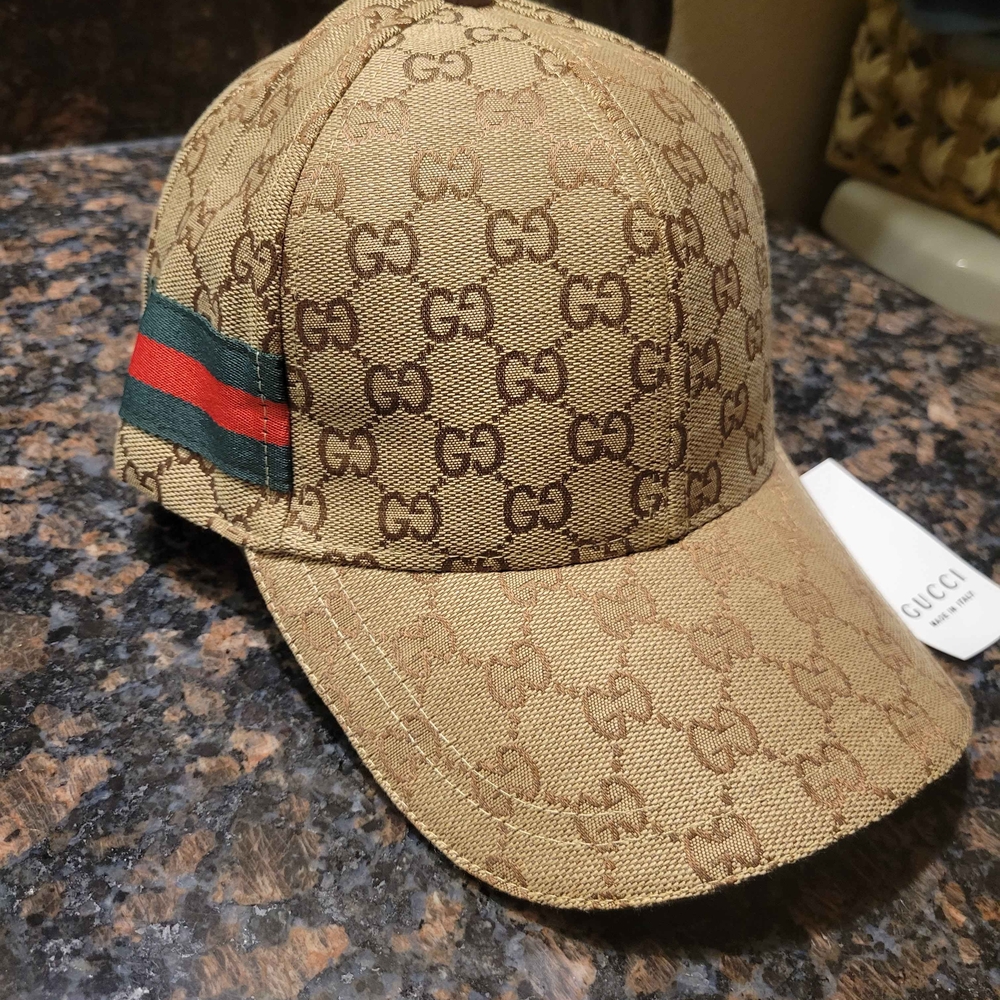 Gucci Beige Monogram Baseball Cap NWT - image 3